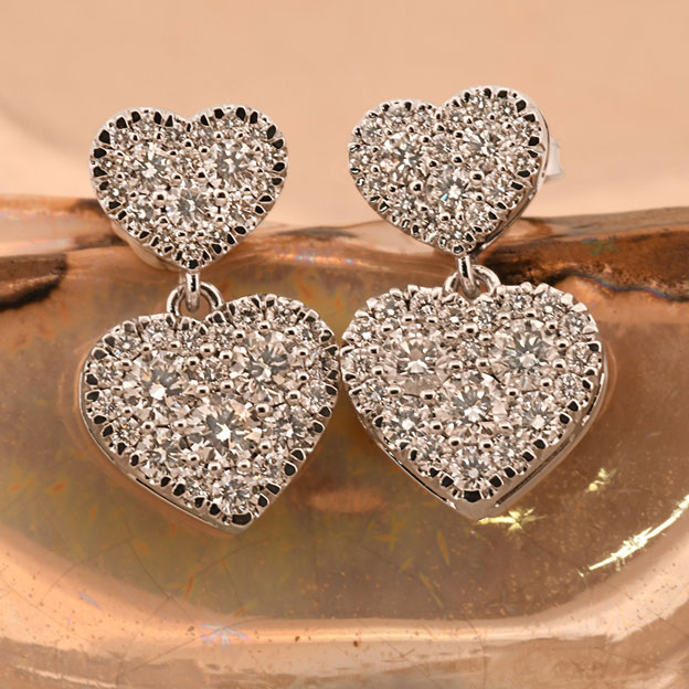 Compliment Other People’s Jewellery