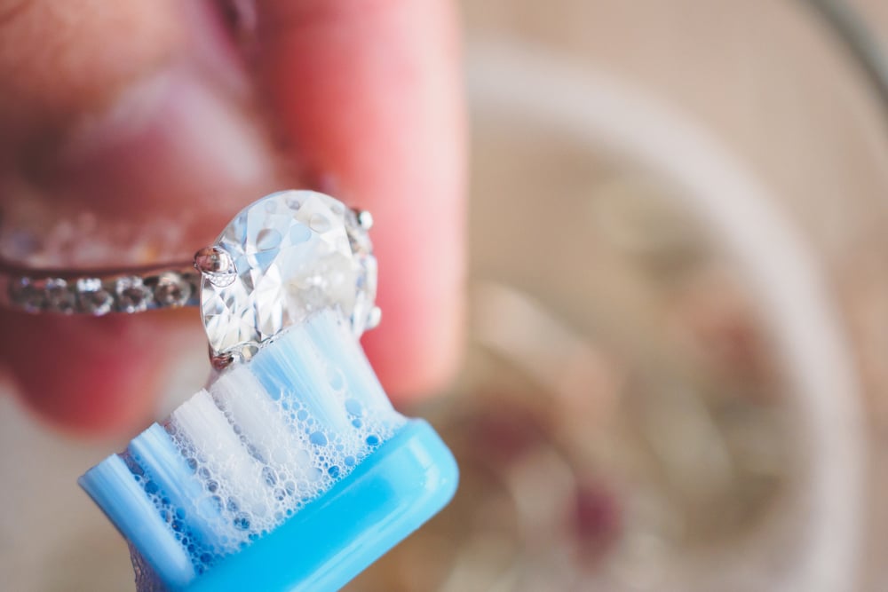 How to clean an engagement ring