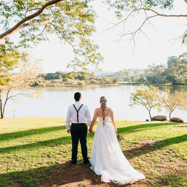 How to Include Your Family in Your Elopement